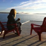 Enjoying the lake Temiskaming sunrise on our private dock / Profiter du levé de soleil au bord du lac Témiskaming