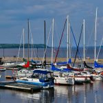 The sailboats at the Haileybury waterfront just a few minutes away from the Presidents' Suites. / les voiliers au bord de l'eau à Haileybury est à distance de marche des Suites des Présidents à Temiskaming Shores