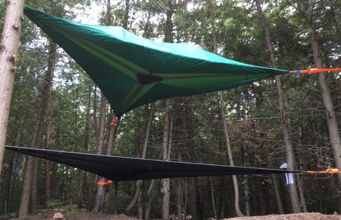 Tentsile Stingray tent with a Trillium hammock on Farr Island
