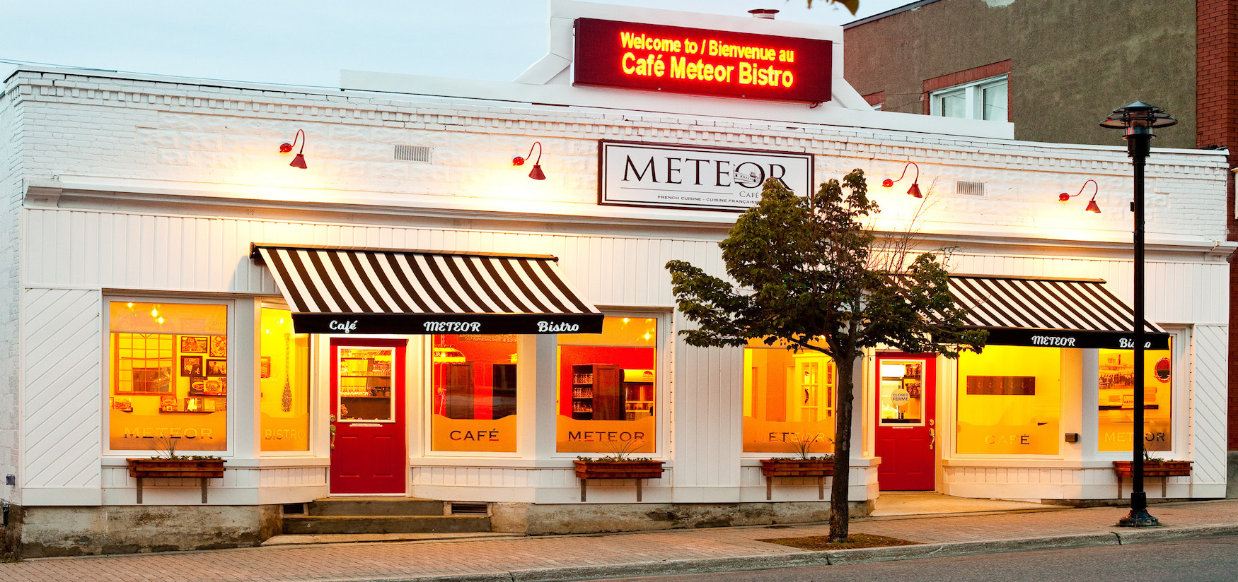 Cafe MEteor Bistro located downtown Haileybury